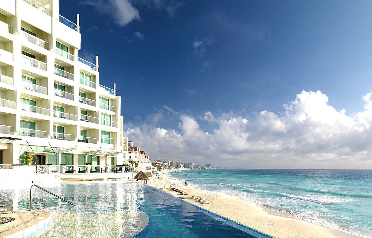 Sun Palace (Adults Only) Канкун Екстериор снимка
